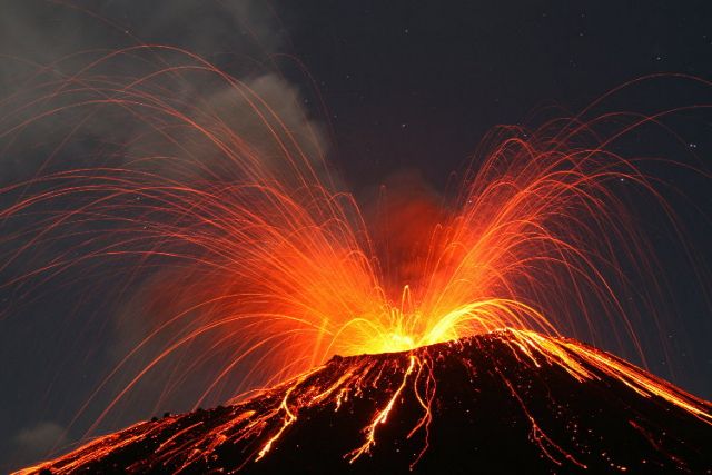 Ηφαιστειακοί κρύσταλλοι «προβλέπουν» τις εκρήξεις | tovima.gr