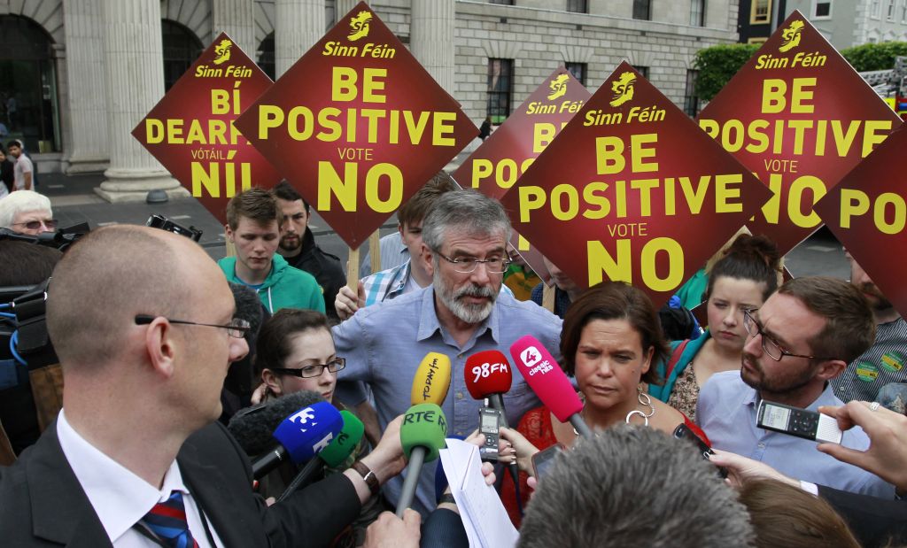 Το Σιν Φέιν χτυπά την πόρτα της εξουσίας