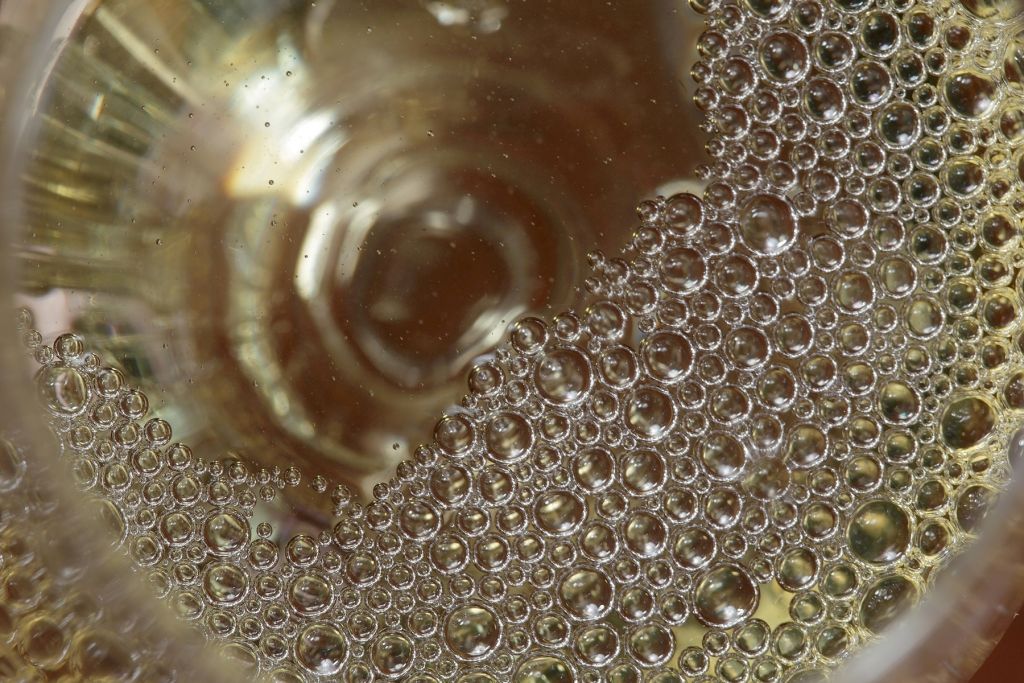 Λευκά κρασιά κάτω από 6 ευρώ