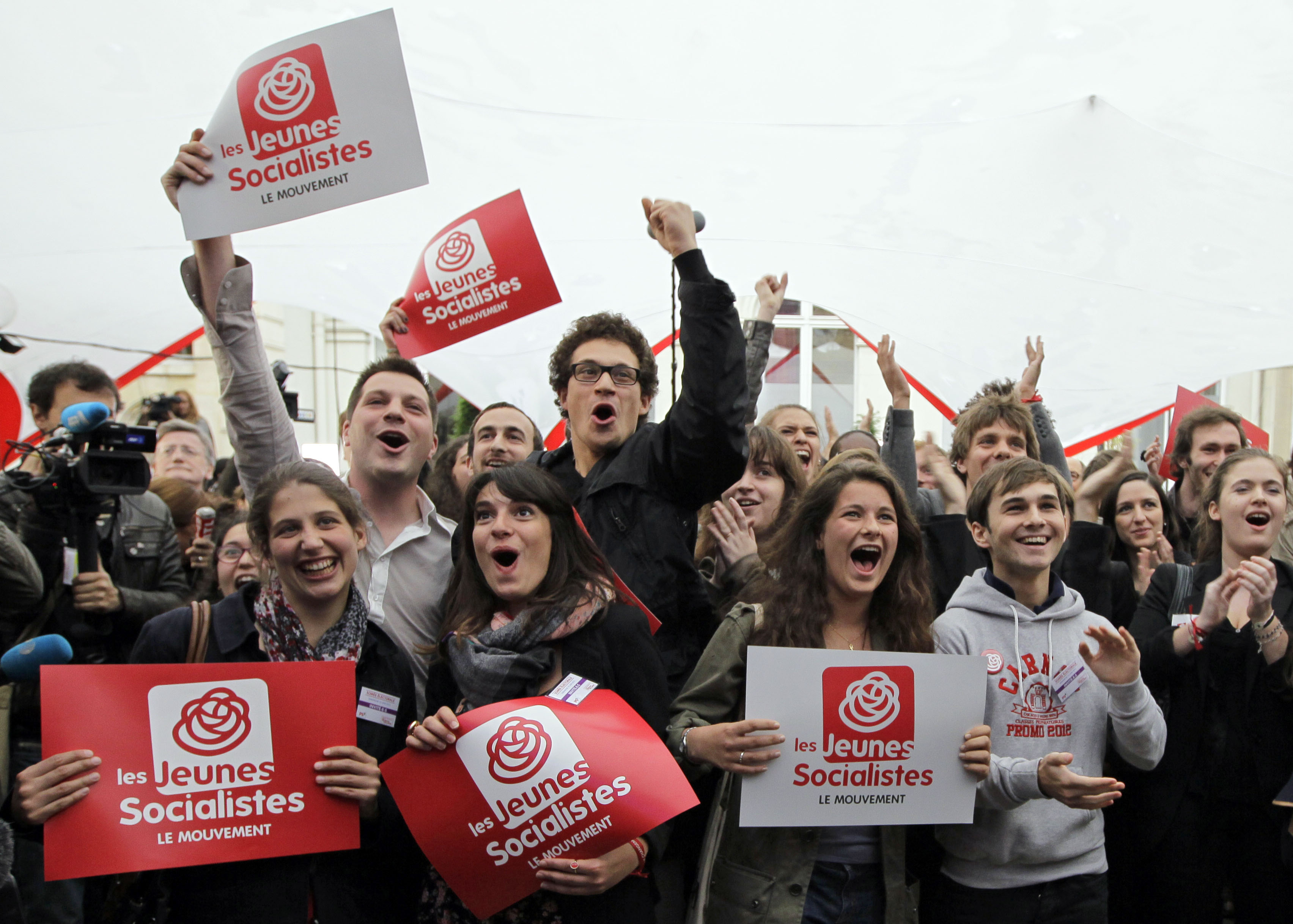 социалисты во франции. французские социалисты. французские социалисты. народный фронт франция 1930. социалисты во франции.