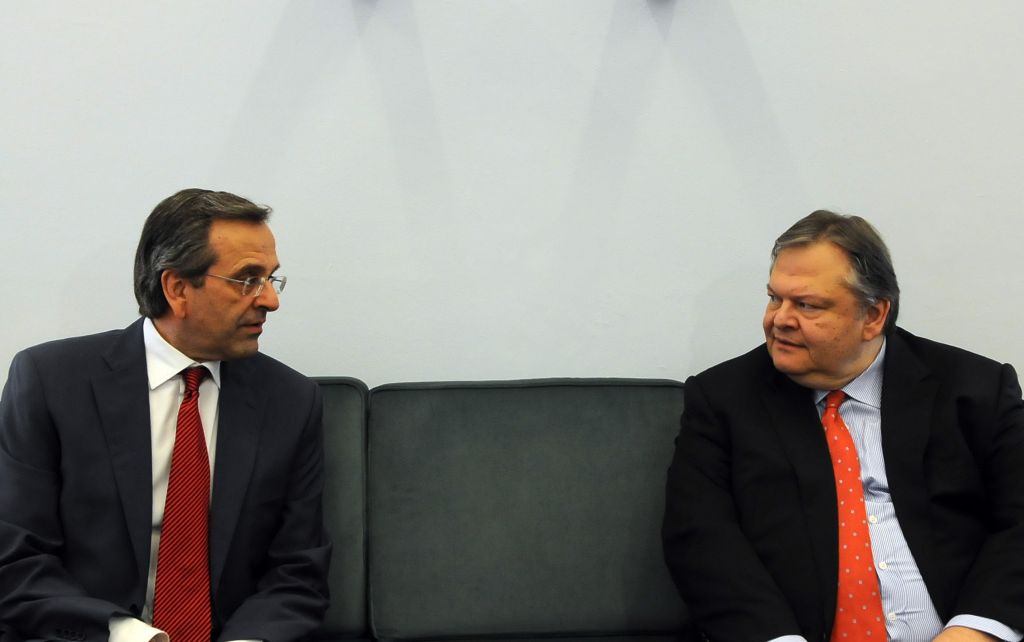 Χωρίς μεταρρυθμιστικό στίγμα αποτέλεσμα παζαριών και εσωκομματικών ισορροπιών η νέα κυβέρνηση