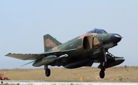 Νέα τουρκική υπερπτήση πάνω από τους Φούρνους