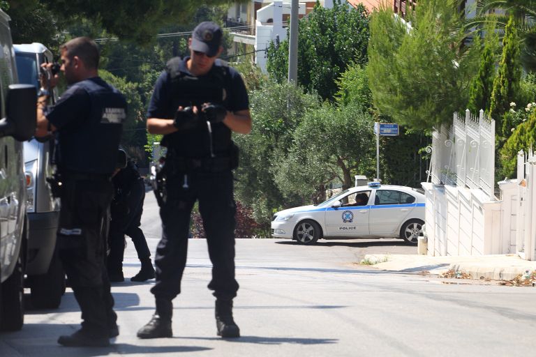 Επιστρέφουν στα τμήματα 1.500 αστυνομικοί | tovima.gr