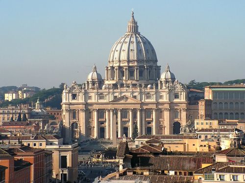 Σκάνδαλα ή αθώα μυστικά κρύβει η Τράπεζα του Βατικανού;