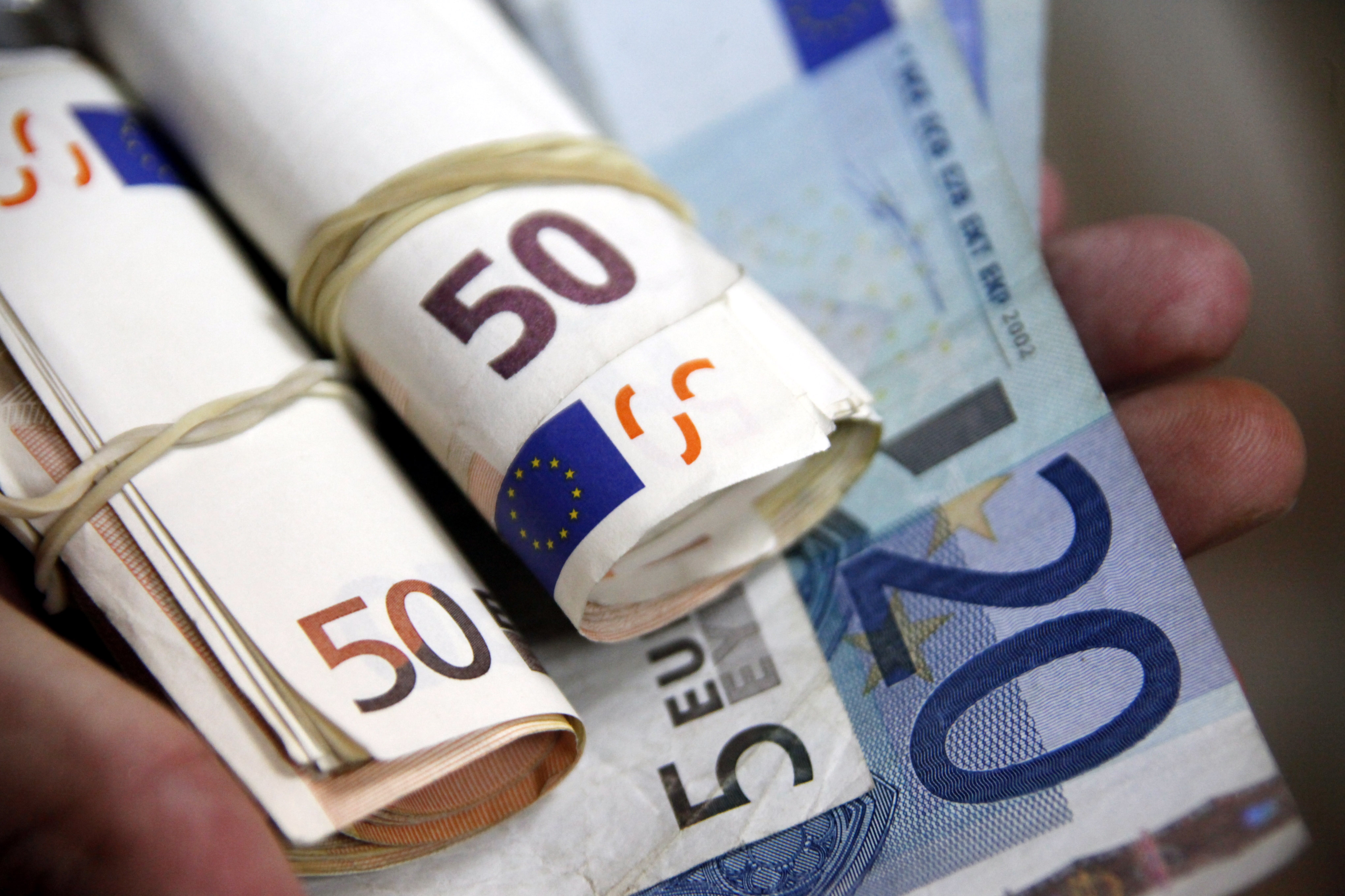 Μεσοπρόθεσμο: Σοκ από τα μέτρα €19 δις ως το 2016