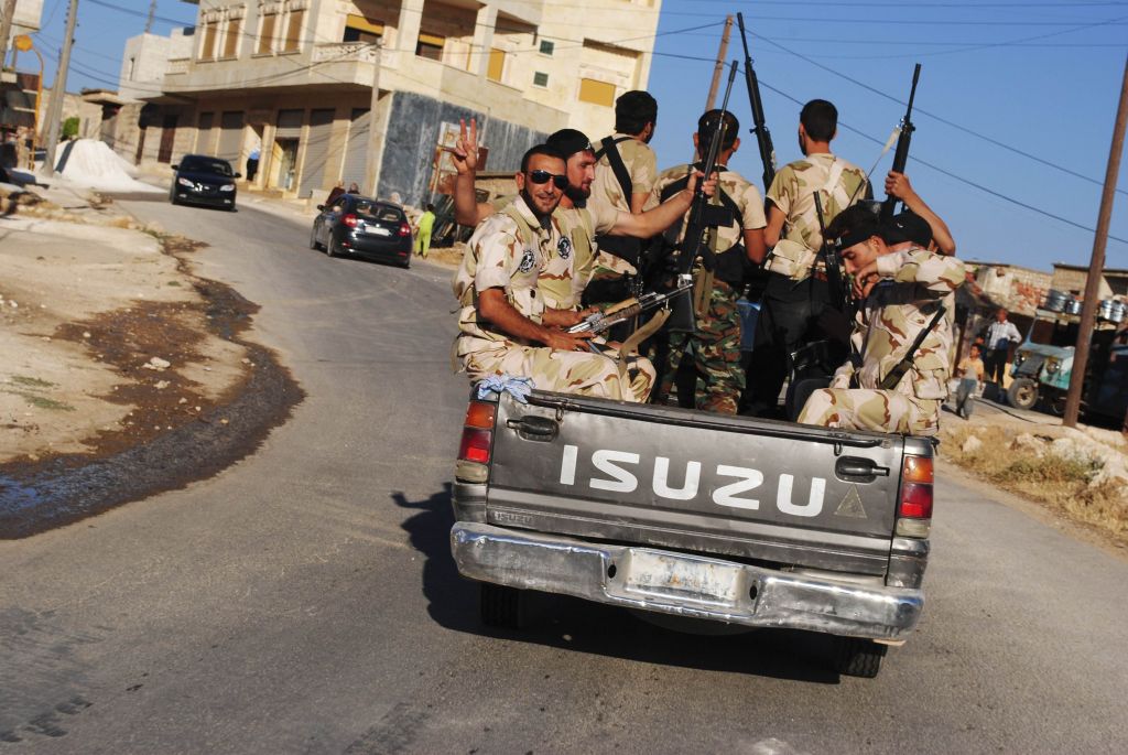 «Μαχητές της Αλ Κάιντα περνούν στη Συρία» λέει το Ιράκ