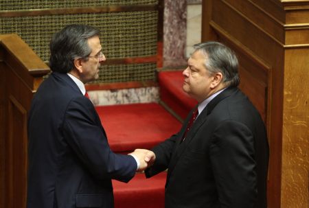 Με φόντο την κόντρα για την αξιολόγηση συναντήθηκαν Σαμαράς-Βενιζέλος