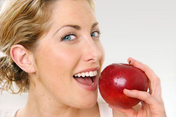 Μήλο – «ασπίδα» για τη γυναικεία καρδιά