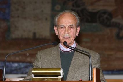 Απεβίωσε ο καθηγητής Χρίστος Λ. Τσολάκης | tovima.gr