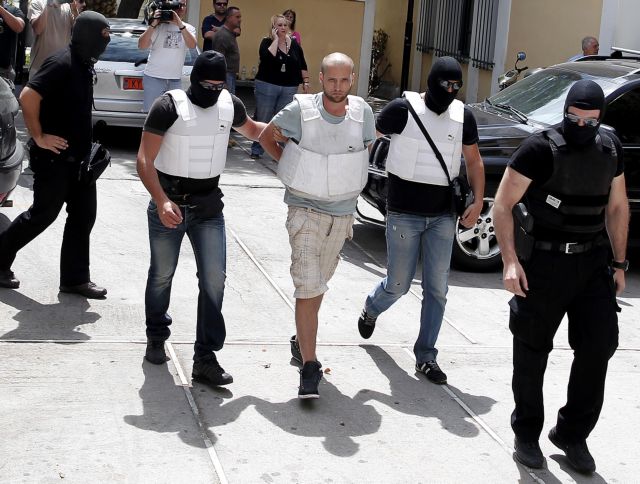 Ποιοι εκτέλεσαν τον ταξιτζή στην Πάρο