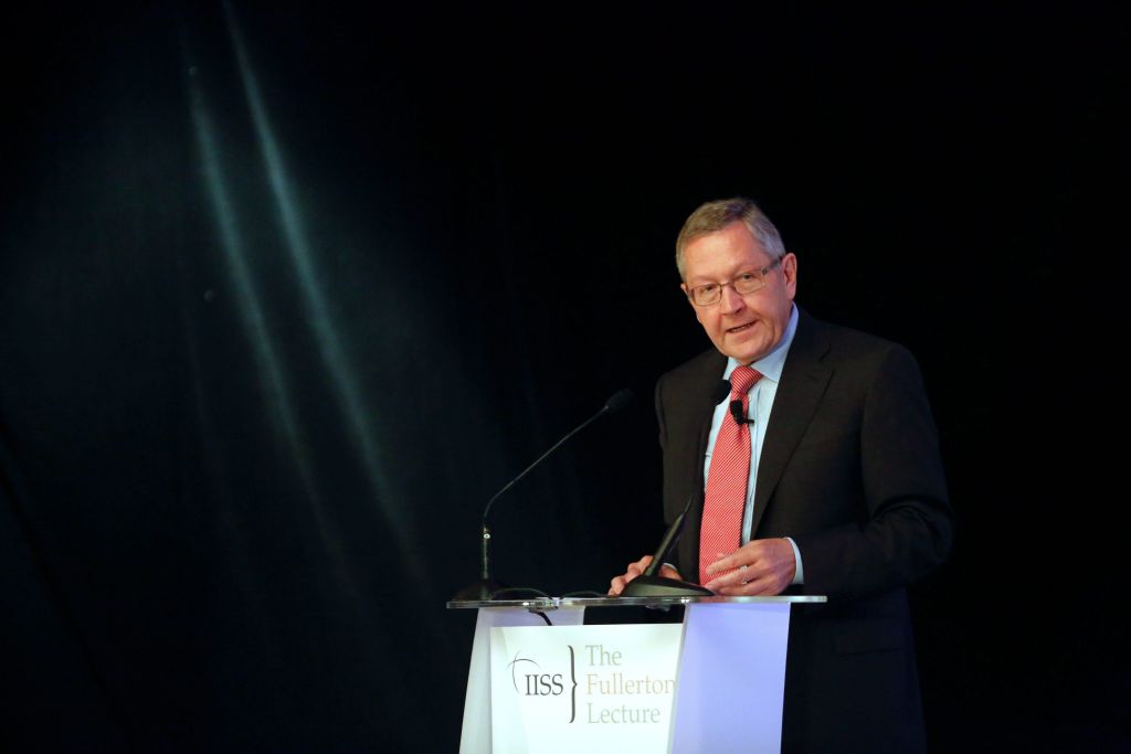 Ρέγκλινγκ: «Δεν χρειάζεται νέο “κούρεμα” το ελληνικό χρέος»