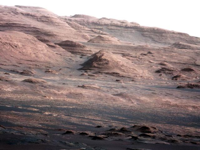 Νέες hi-res φωτογραφίες από τον Άρη