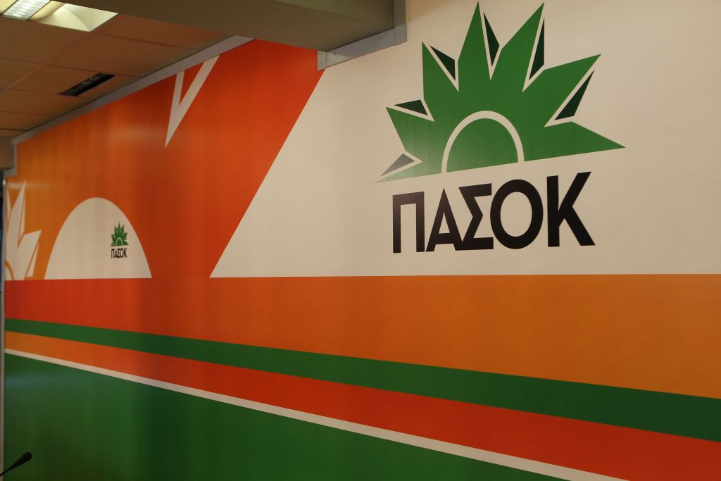 Το ΠαΣοΚ καταγγέλλει ευνοϊκή μεταχείριση μεγαλοοφειλετών