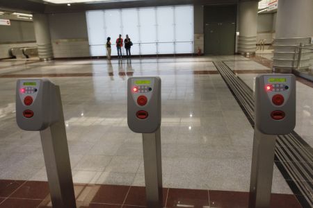 Νέα επίθεση στα ακυρωτικά μηχανήματα του Μετρό