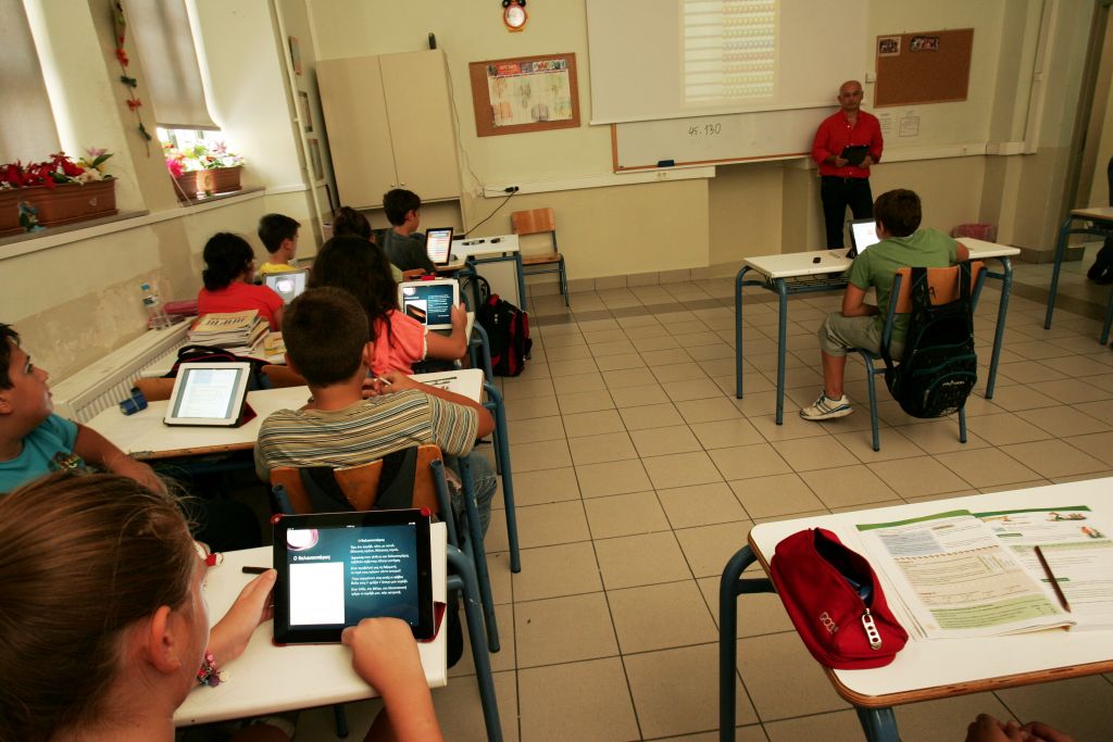 Αρχισε η υποβολή αιτήσεων για μεταθέσεις εκπαιδευτικών