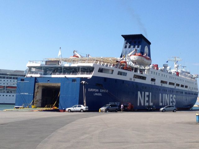 «Ναυμαχία» ΝEL Lines και Βlue Star Ferries για τα Δωδεκάνησα