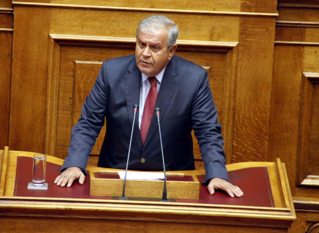 «Περιστολή» των καθηκόντων του αποφάσισε ο κ. Αθ. Νάκος