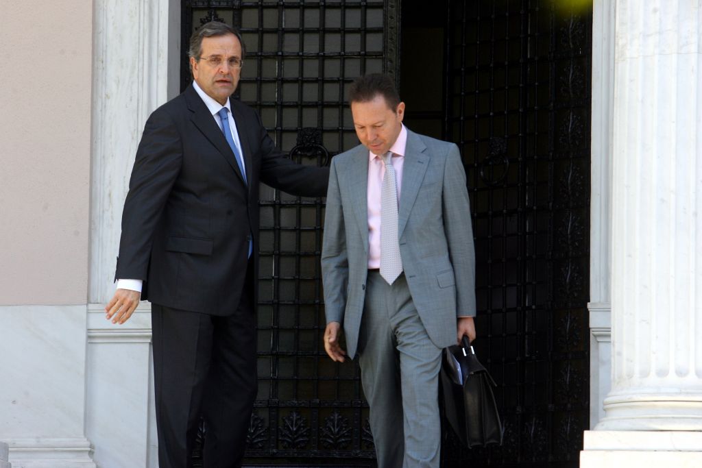 Αγωνία στο Μαξίμου για την έγκαιρη εκταμίευση της δόσης