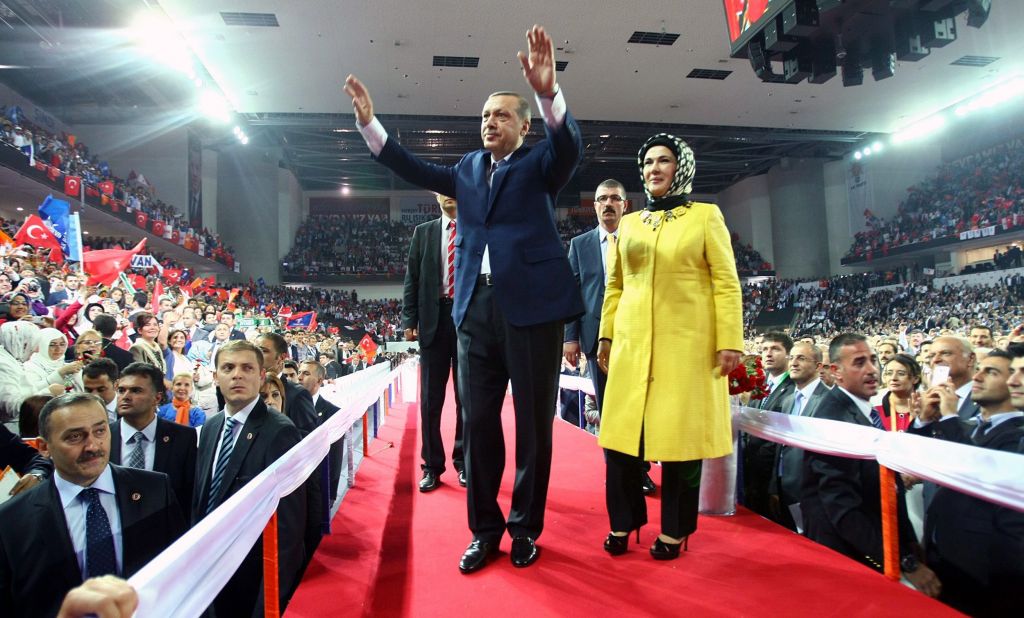 Τουρκία: Επανεκλογή Ερντογάν στην ηγεσία του ΑΚΡ