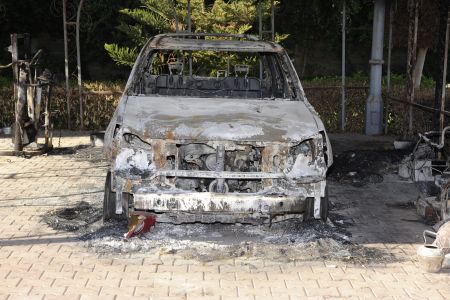 Αξιωματούχοι καταδικάζουν την αμερικανική επιχείρηση στη Λιβύη