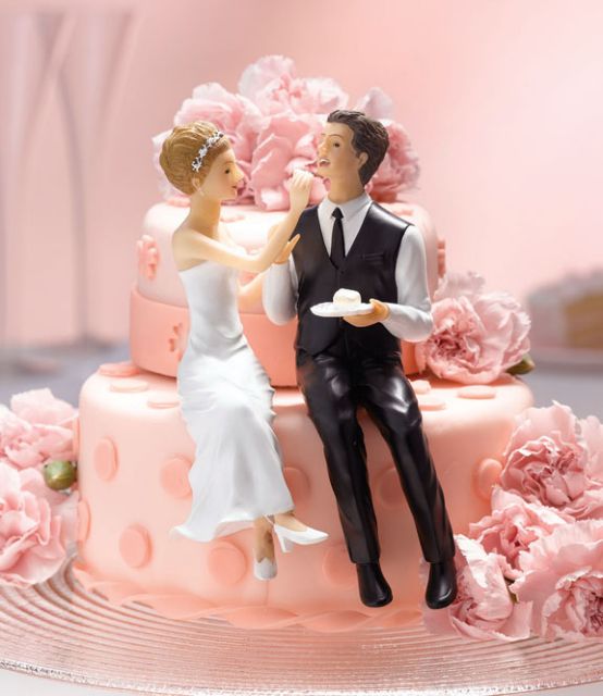 Μειοψηφία ως το 2050 στη Βρετανία τα παντρεμένα ζευγάρια