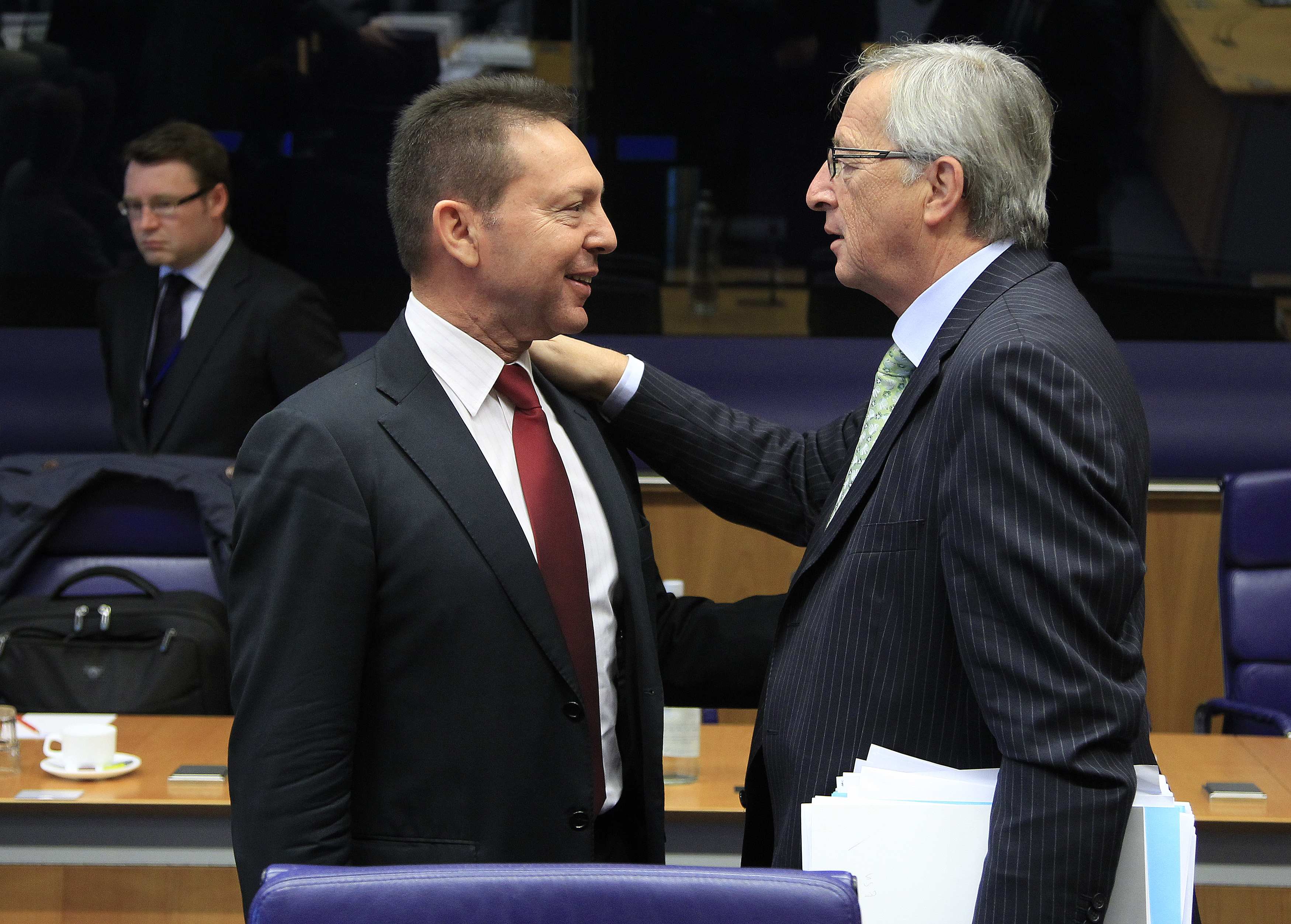 Eurogroup: «Οσο διαπραγματευόμαστε, ελπίζουμε» το μήνυμα Στουρνάρα