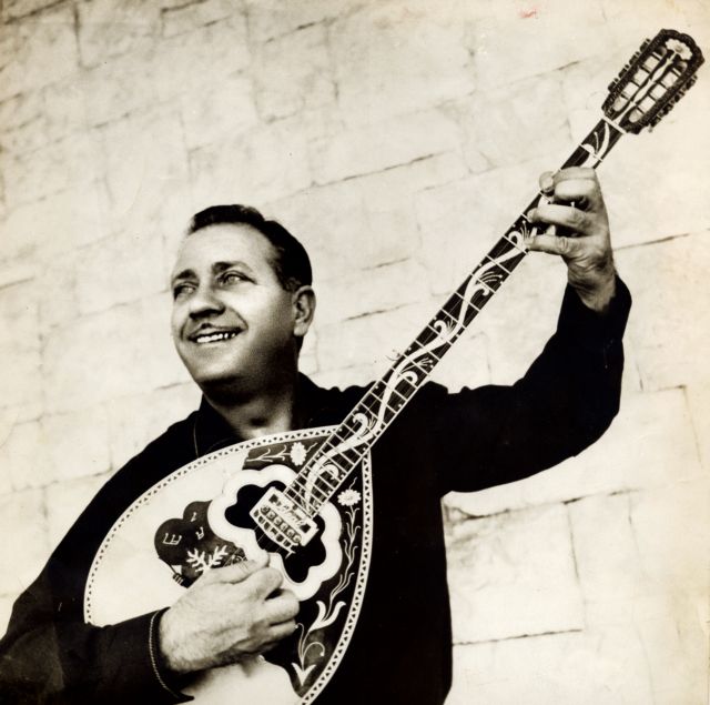 Το Αιγάλεω θυμάται και τραγουδά τον μεγάλο Γιώργο Ζαμπέτα