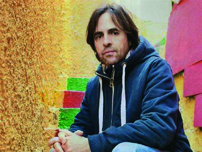 Ο Βασίλης Λέκκας τιμά τον Μάνο Χατζιδάκι