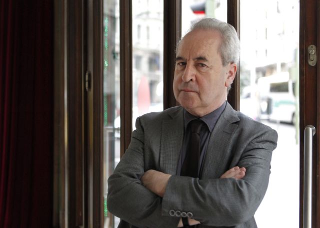 Τζον Μπάνβιλ: «Εχουμε μόνο τη ζωή, τα υπόλοιπα είναι διακοσμητικά»