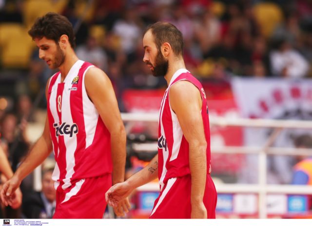 Ο Ολυμπιακός απειλεί ΕΟΚ με αποχή παιχτών από το Μουντομπάσκετ