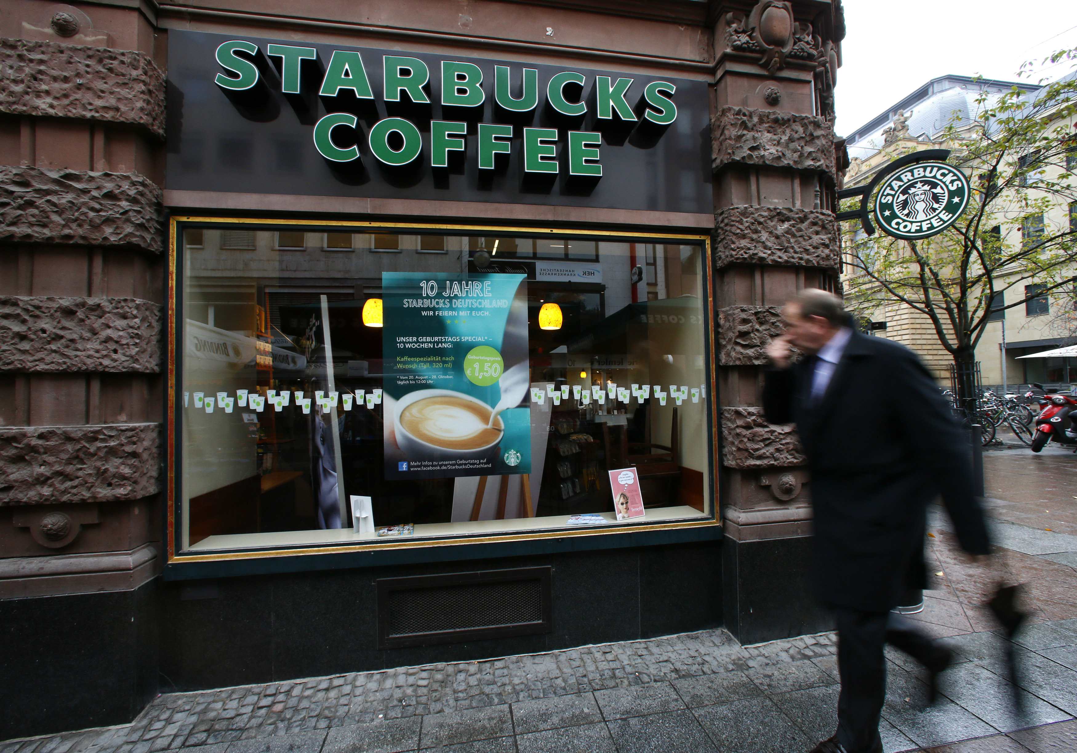Βρετανία: Για φοροδιαφυγή ελέγχονται Starbucks, Google και Amazon