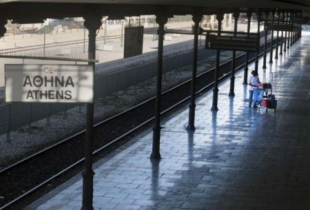 Αλλαγή στις αποβάθρες των τρένων στο σταθμό Λαρίσης