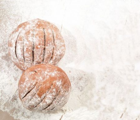 Το 6% των Ελλήνων δεν αγοράζει φρέσκο ψωμί και το 3% κρέας