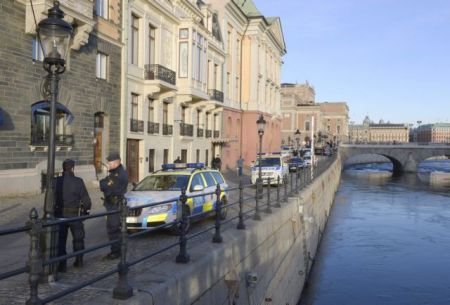 Κυνηγώντας το βρώμικο χρήμα