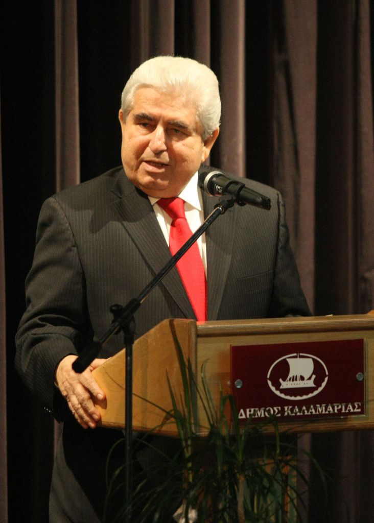 Κύπρος: Με δάκρυα εισηγήθηκε το μνημόνιο ο Δημήτρης Χριστόφιας