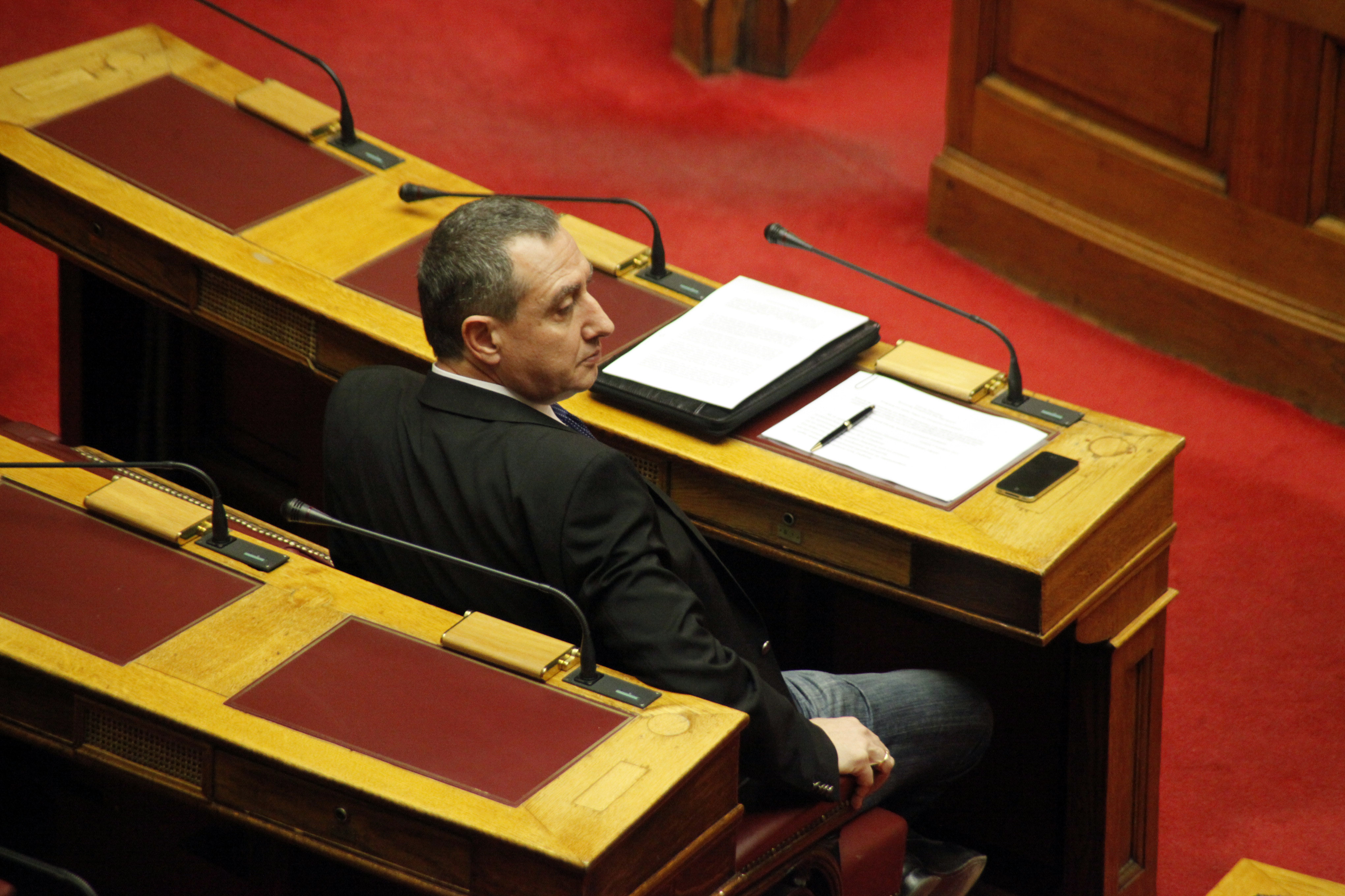 Βουλή: 126 εκατ. δολ. αναμένουν την… είσπραξή τους από την Ελλάδα