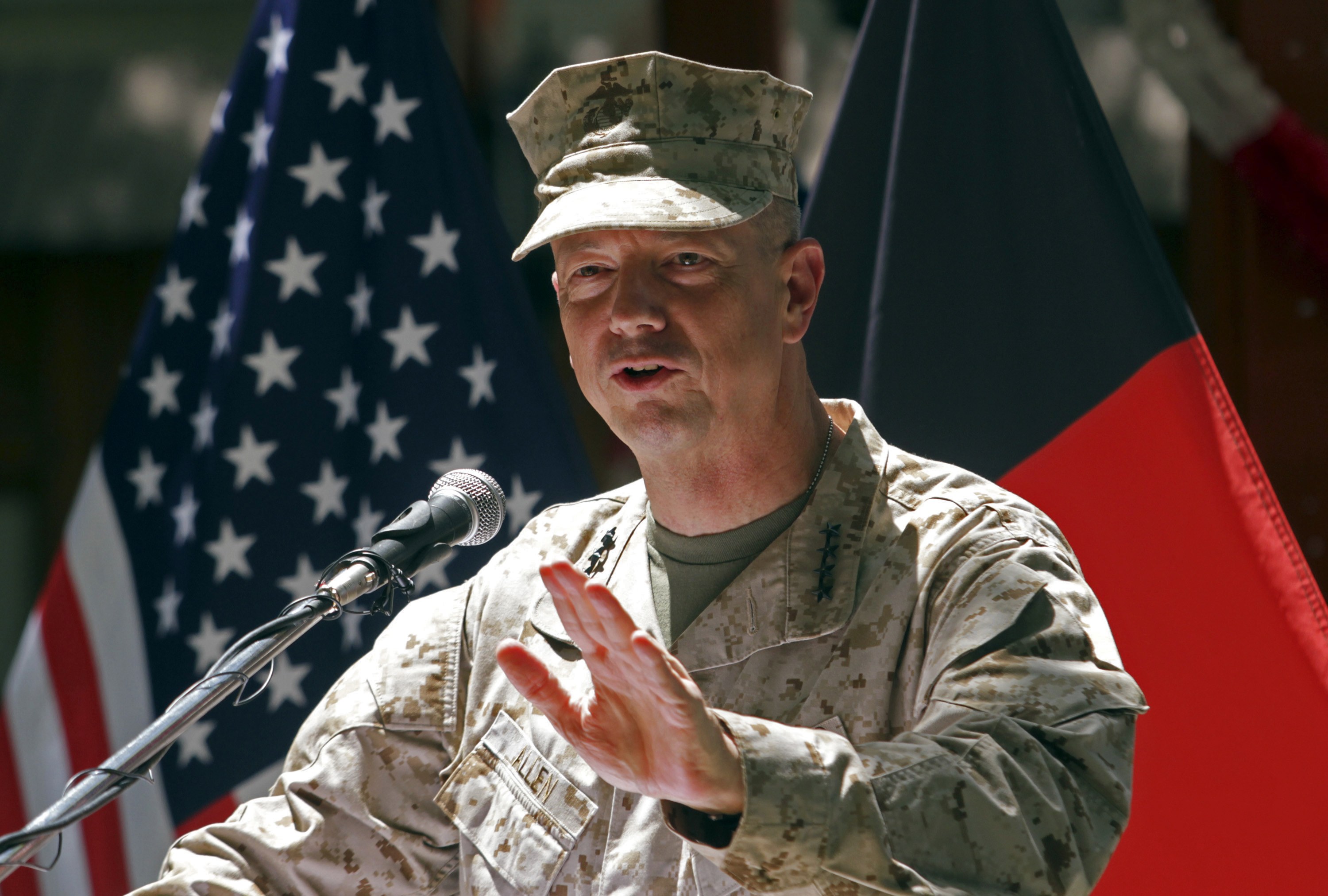 «Πάγωσε» η υποψηφιότητα του στρατηγού Αλεν για τη διοίκηση του ΝΑΤΟ