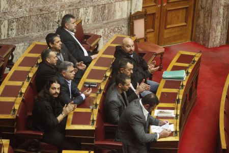 Η Χρυσή Αυγή διέγραψε από την Κ.Ο. τον Στάθη Μπούκουρα