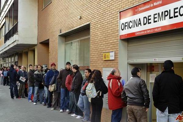 Ισπανική πόλη βάζει κλήρο για το ποιοι άνεργοι θα δουλέψουν