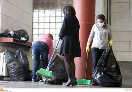 Παράταση ενός χρόνου για πάνω από 4.000 συμβασιούχους με τροπολογία