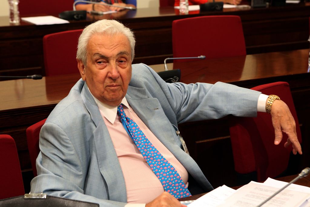 Στην Εξεταστική επιτροπή της Βουλής ο Δ. Κοντομηνάς (live)