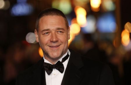 Ο Ράσελ Κρόου «διδάσκει» την «Τέχνη του Διαζυγίου»