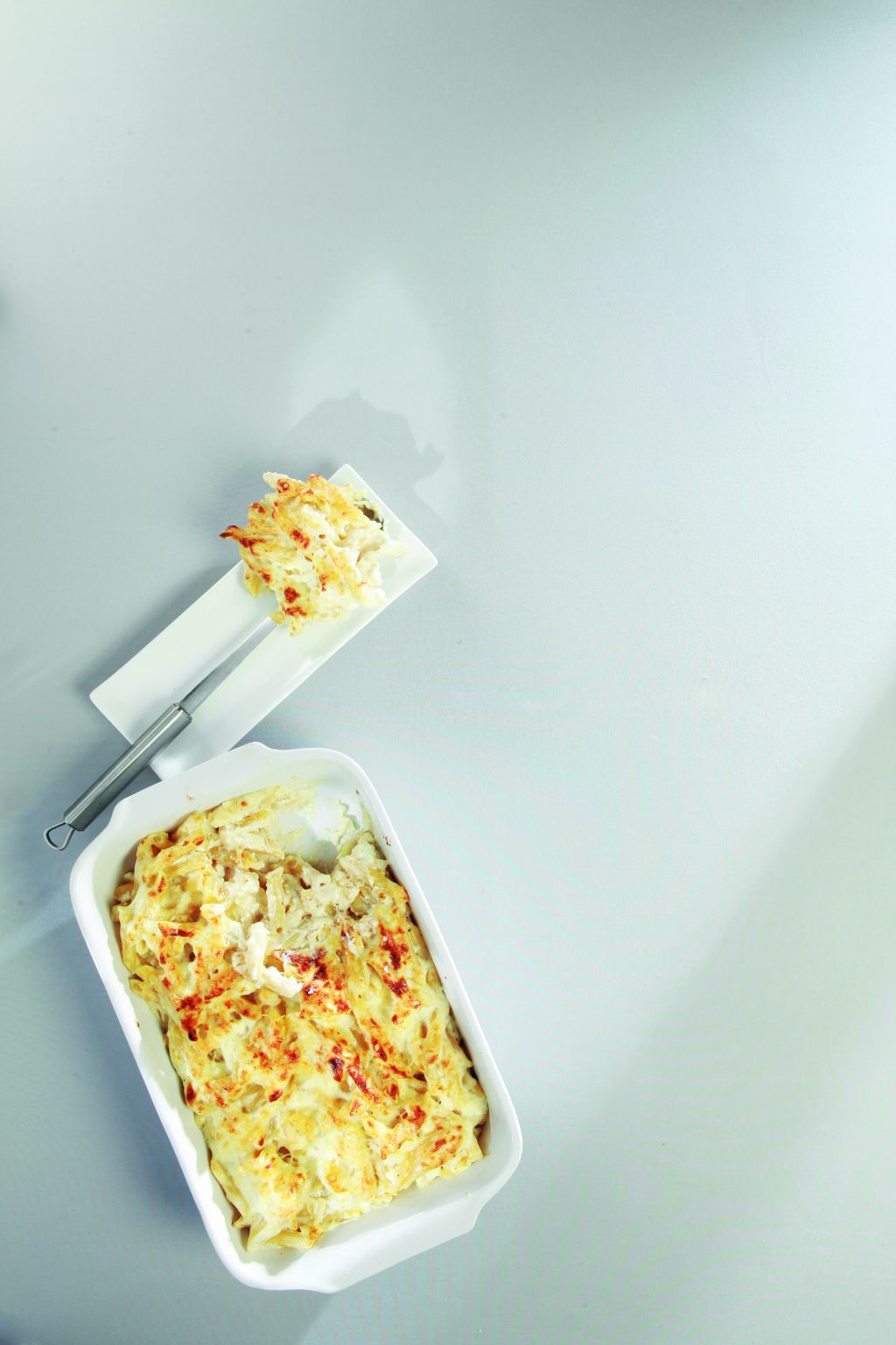 Σουφλέ ζυμαρικών με ελληνικά τυριά