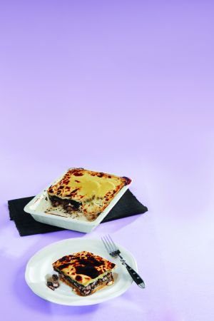 Μουσακάς με κιμά θαλασσινών και μπεσαμέλ από γιαούρτι