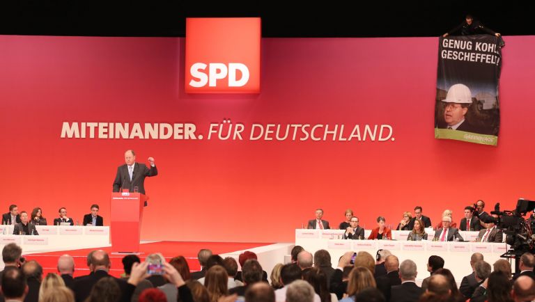 SPD: Ελπίδα ότι οι εκλογές στην Κάτω Σαξονία θα αποδυναμώσουν τη Μέρκελ | tovima.gr