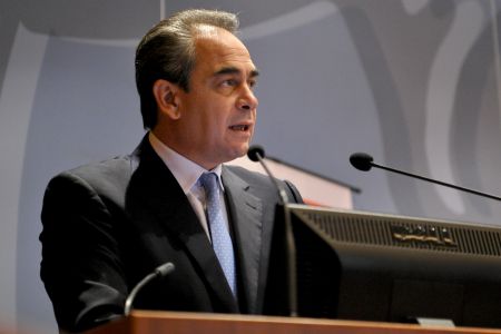 Τα ελληνικά επιμελητήρια ζητούν στήριξη από Λαγκάρντ και Μέρκελ