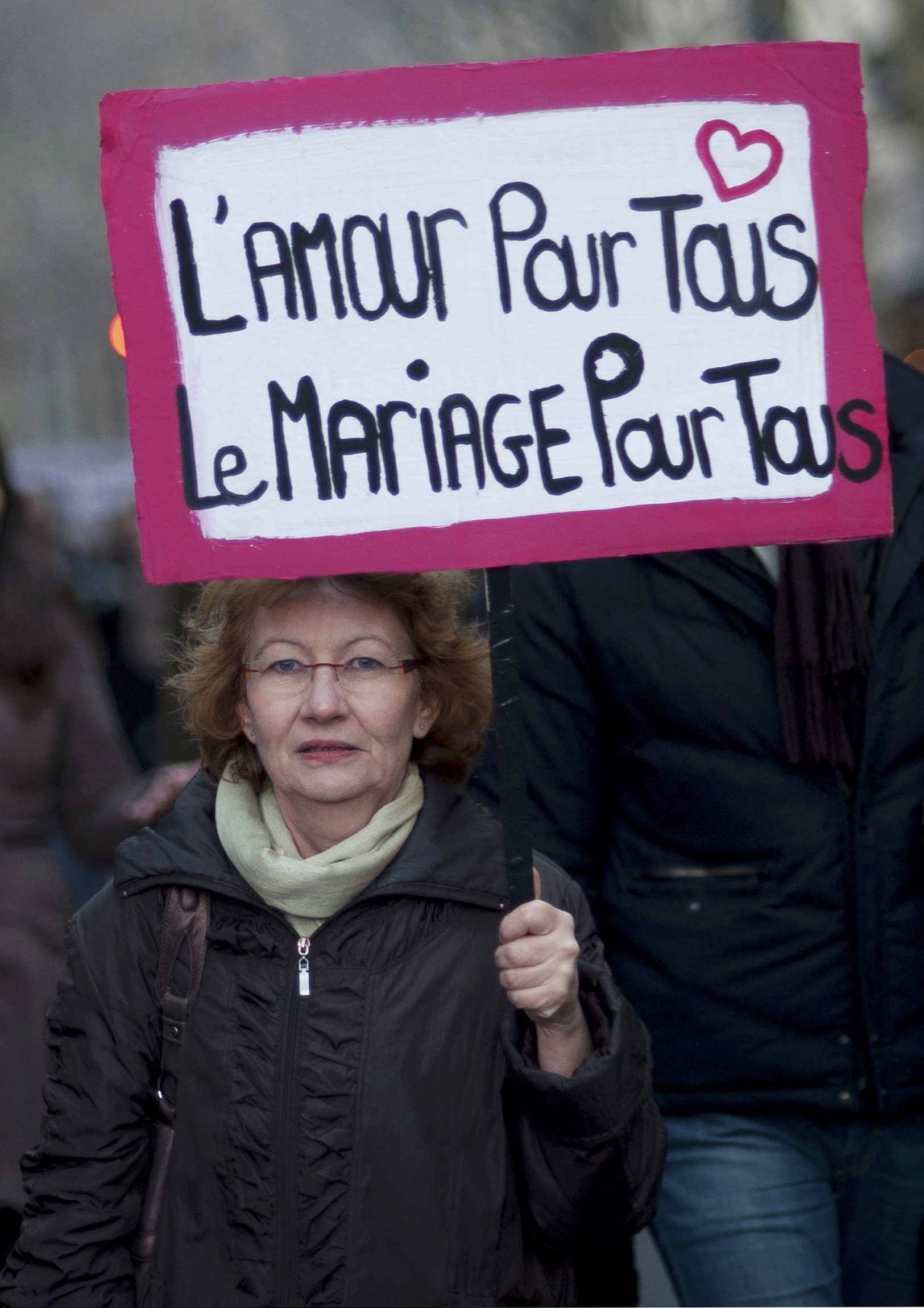 Παρίσι: Ογκώδης διαδήλωση κατά του γάμου των ομοφυλόφιλων