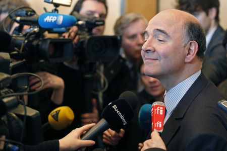 Μοσκοβισί: Δεν θα κάνω «τα στραβά μάτια» για το έλλειμμα της Γαλλία