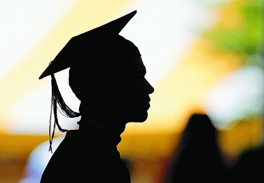 HSBC: Aκριβή αλλά με μεγάλη αξία η εκπαίδευση στο εξωτερικό