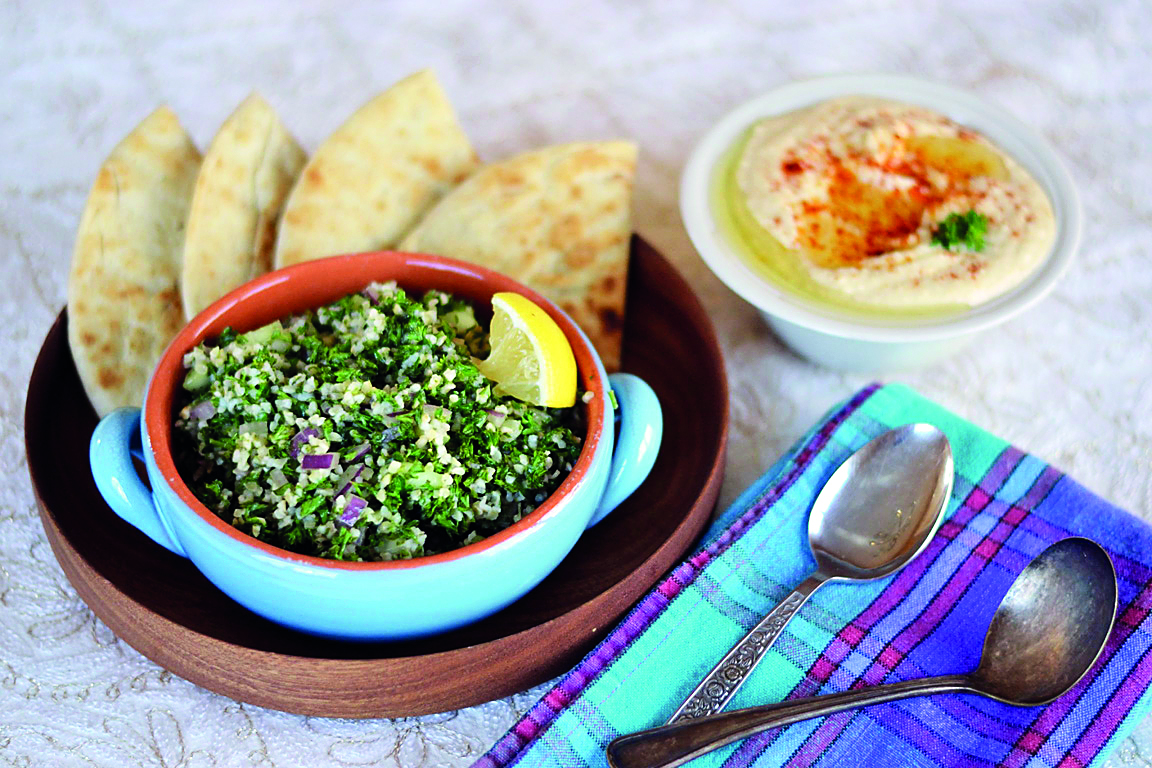 Ταμπουλέ με σπανάκι